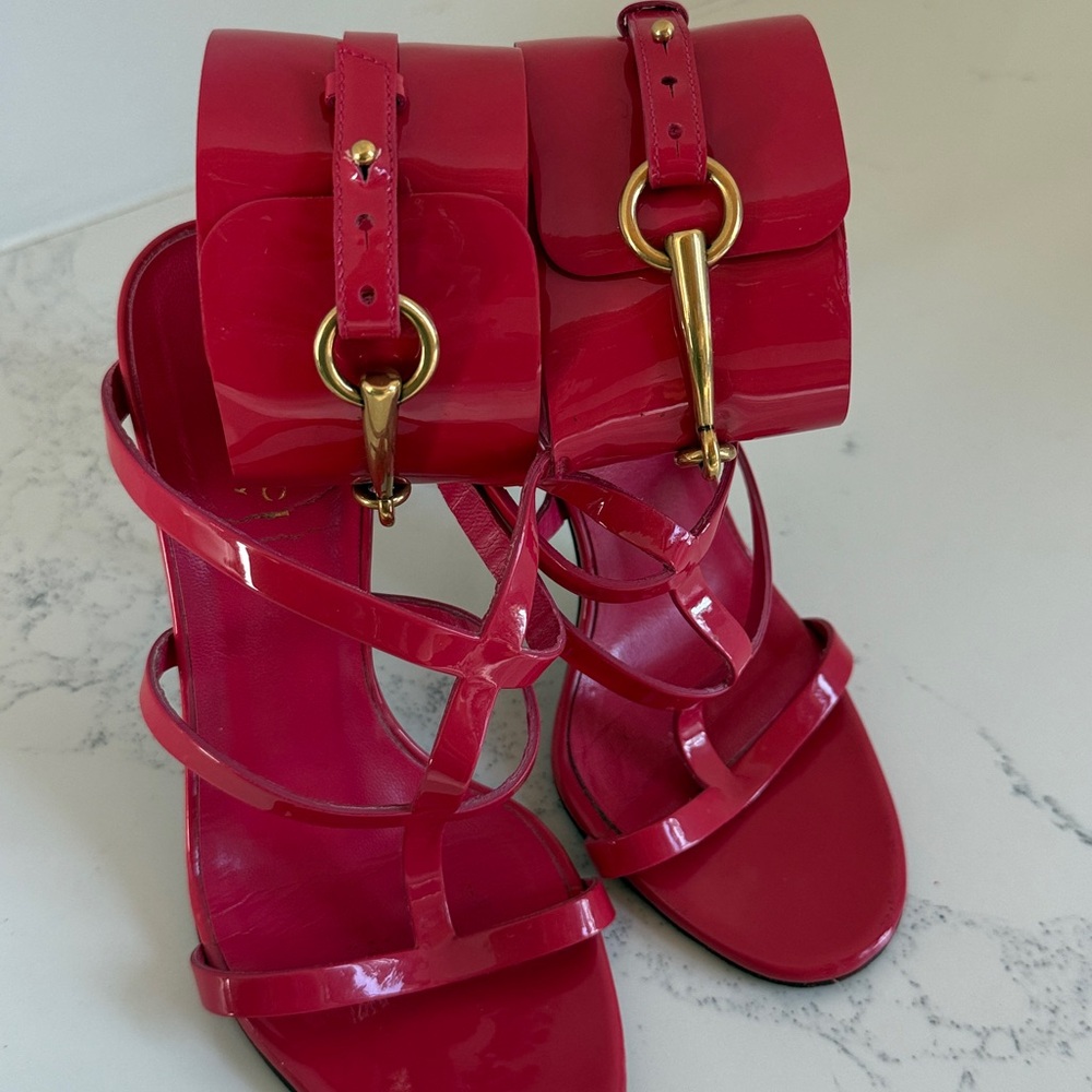 Gucci Ursula Horsebit Ankle Strap Heels Red Patent Leather Size 36.5 - Picture 16 of 17